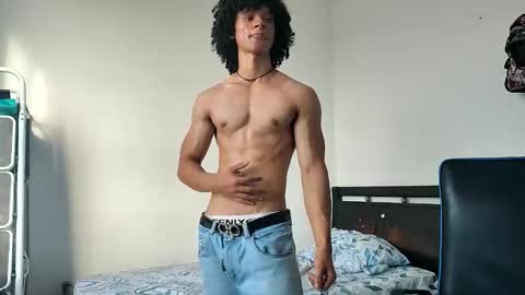 Hi Im Weller Check my Bio  online show from 04/16/26, 09:39