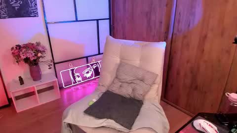 Snapshot of solosara8 chatting on 01/12/26, 03:56 saraIG Solosara8 online show from 01/12/26, 03:56