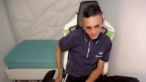 ESTEBAN online show from 05/23/26, 05:01