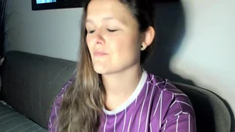 Snapshot of someonesday chatting on 12/01/25, 06:40 SomeonesDay online show from 12/01/25, 06:40