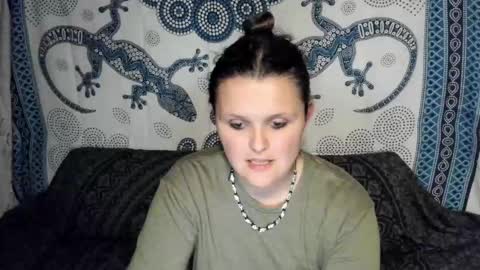 Snapshot of someonesday chatting on 01/10/26, 09:30 SomeonesDay online show from 01/10/26, 09:30