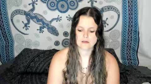 Snapshot of someonesday chatting on 02/05/26, 01:05 SomeonesDay online show from 02/05/26, 01:05