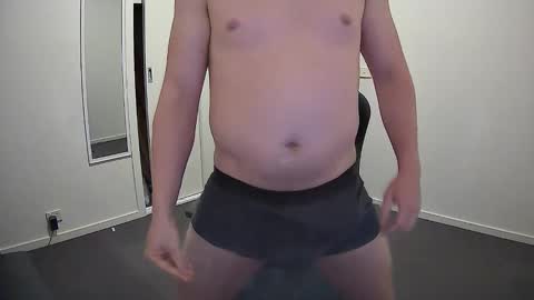 Snapshot of somethingsexysam chatting on 02/16/25, 12:32 Edging Sam JOI online show from 02/16/25, 12:32