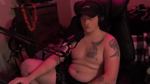 Snapshot of somethinqfunny chatting on 03/16/26, 03:12 Lover Boi online show from 03/16/26, 03:12