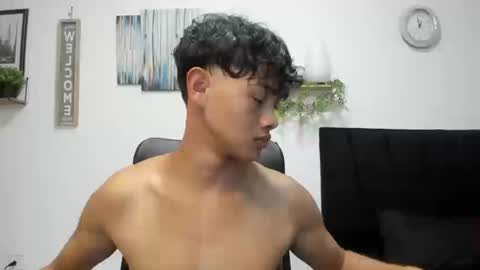 Snapshot of son_hades chatting on 09/19/25, 04:03 son_hades online show from 09/19/25, 04:03