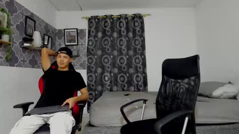 Snapshot of son_hades chatting on 10/02/25, 03:57 son_hades online show from 10/02/25, 03:57