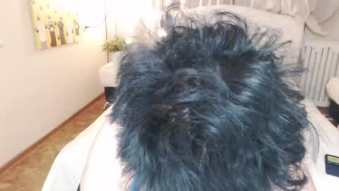 Snapshot of sondrariddle chatting on 05/20/26, 09:54 sondrariddle online show from 05/20/26, 09:54