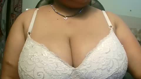 soni88888 online show from 02/26/25, 04:56