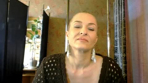 Sonia online show from 04/08/26, 02:17