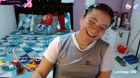 sonialatin69 online show from 02/21/25, 10:04