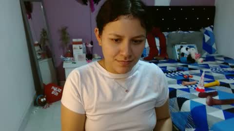 sonialatin69 online show from 02/28/25, 10:39