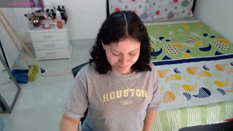 sonialatin69 online show from 04/08/26, 01:22