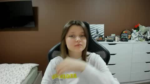 SoniNex online show from 04/18/26, 03:05