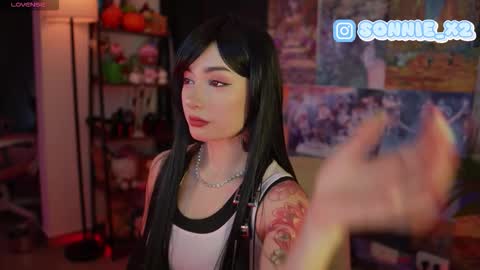 Sonnie online show from 11/19/25, 01:44