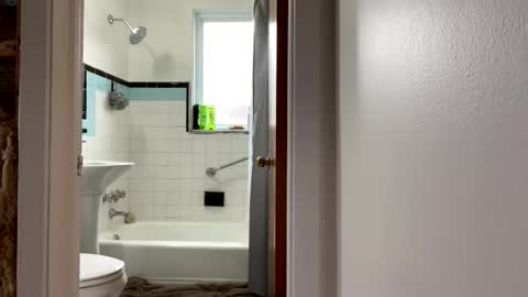 Snapshot of sonnymadraga chatting on 04/06/26, 11:55 Sonny Madraga online show from 04/06/26, 11:55