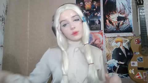 Mila online show from 03/18/26, 04:32