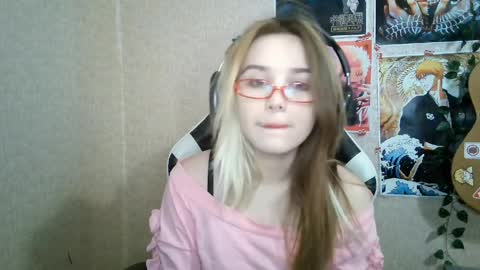 Mila online show from 04/03/26, 05:11