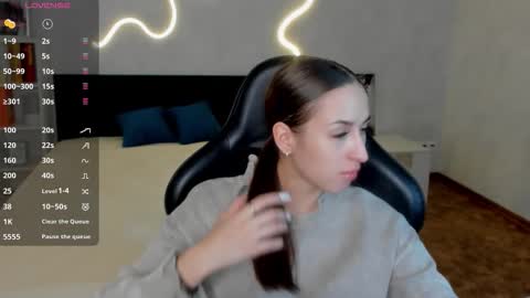 Snapshot of sony_mayy chatting on 10/23/25, 01:16 sony_mayy online show from 10/23/25, 01:16