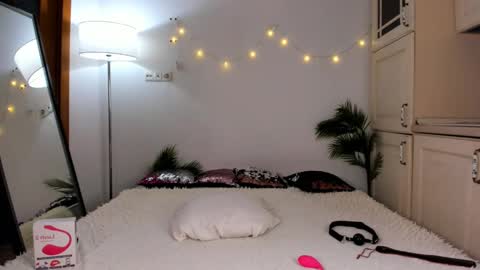 SONIA online show from 01/27/25, 02:02