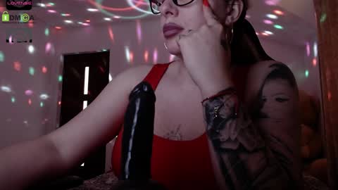 Snapshot of sonyadevon chatting on 01/29/25, 11:41 Sonia online show from 01/29/25, 11:41