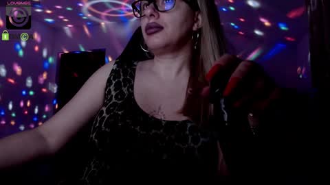 Snapshot of sonyadevon chatting on 02/09/25, 04:14 Sonia online show from 02/09/25, 04:14