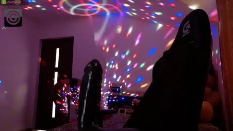 Snapshot of sonyadevon chatting on 03/07/25, 07:41 Sonia online show from 03/07/25, 07:41