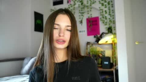 Snapshot of sonyaericsson chatting on 05/27/26, 09:50 Eva 3 online show from 05/27/26, 09:50