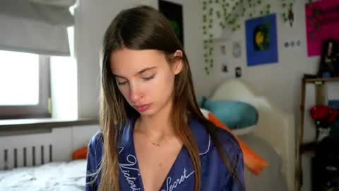 Snapshot of sonyaericsson chatting on 06/09/26, 08:48 Eva 3 online show from 06/09/26, 08:48