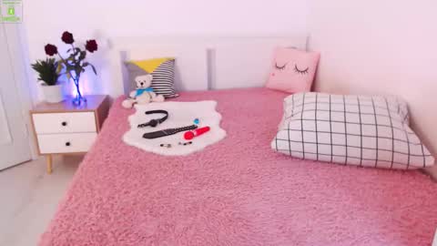 Sonya Lime online show from 02/05/26, 07:35