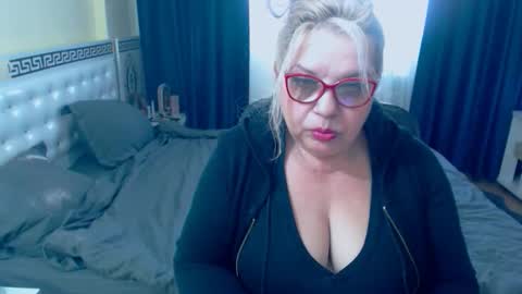 Sonya online show from 01/14/26, 01:28