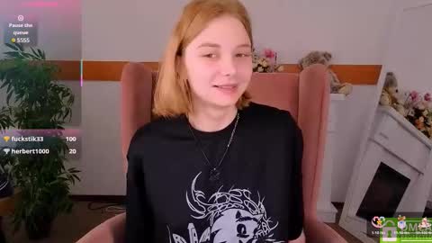 Snapshot of sookonstellita chatting on 11/05/25, 11:27 Litta online show from 11/05/25, 11:27