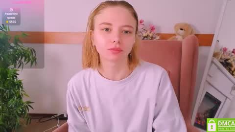 Snapshot of sookonstellita chatting on 11/30/25, 10:25 Litta online show from 11/30/25, 10:25