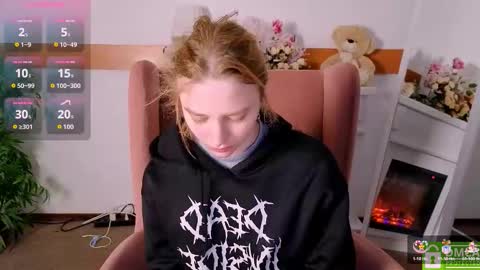 Snapshot of sookonstellita chatting on 12/13/25, 10:48 Litta online show from 12/13/25, 10:48