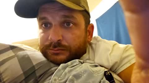 sooobored4141 online show from 10/20/25, 08:15