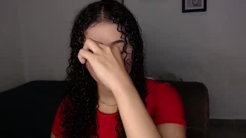 Snapshot of sophi_baby chatting on 11/22/25, 11:37 Sophi baby online show from 11/22/25, 11:37