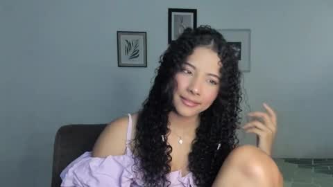 Snapshot of sophi_baby chatting on 02/14/26, 03:58 Sophi baby online show from 02/14/26, 03:58