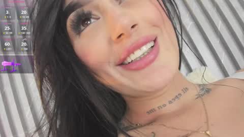 Snapshot of sophi_carter chatting on 12/04/24, 02:37 Sophi online show from 12/04/24, 02:37
