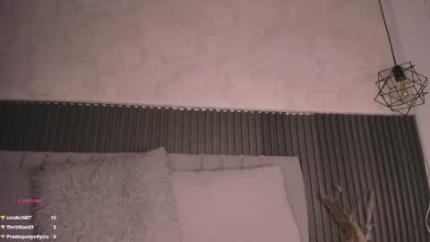 Snapshot of sophi_carter chatting on 06/13/26, 12:58 Sophi online show from 06/13/26, 12:58