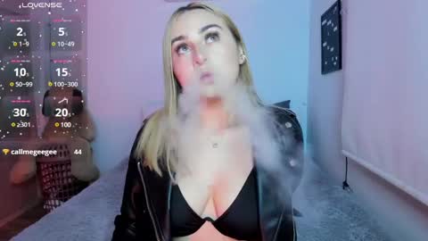 Snapshot of sophi_moreno chatting on 01/20/25, 05:04 Sofi online show from 01/20/25, 05:04