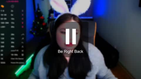 sophia__olsen online show from 12/18/24, 06:43