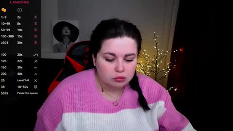 sophia__olsen online show from 02/12/25, 06:40