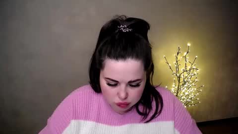 sophia__olsen online show from 11/18/25, 06:29