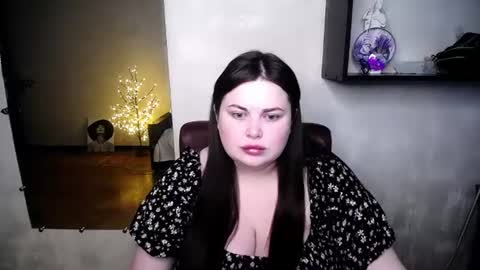 sophia__olsen online show from 06/30/26, 05:41