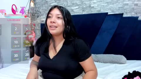 Sophia  online show from 09/16/25, 12:06