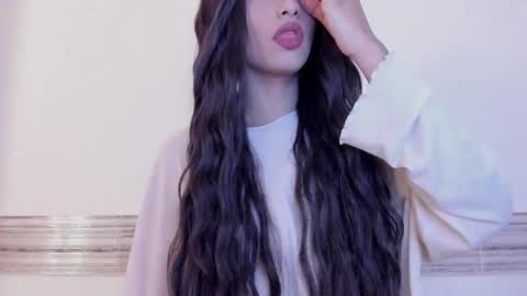 Sophia online show from 02/04/26, 09:20