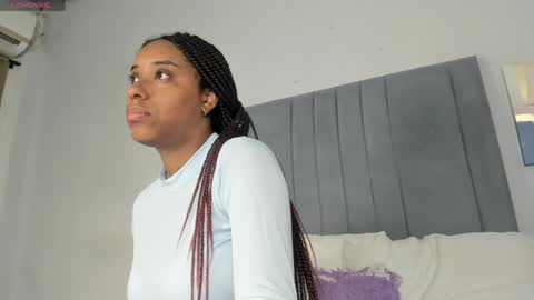 sophia_ebony___ online show from 05/05/26, 12:13
