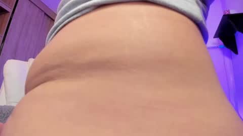 sophia_grants online show from 02/25/25, 06:03