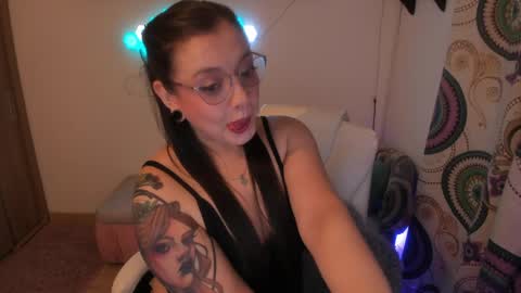 sophia_grants online show from 04/26/26, 06:00