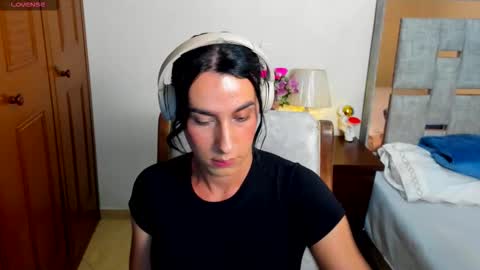 sophia CM online show from 10/02/25, 09:05