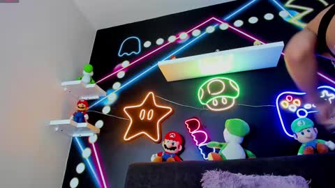 Sophi  online show from 03/04/25, 08:57